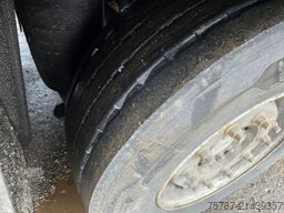 SCHMITZ CARGOBULL Tiefkühler, 3 Kammern, Lift, LBW, SCB*S3B