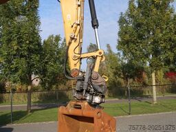 Caterpillar 320 07A | TILT ROTATOR | BUCKET | JAPAN