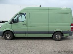 MERCEDES-BENZ 316 CDI Sprinter 4x2, Klima, Bott-Regale, AHK