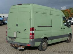 MERCEDES-BENZ 316 CDI Sprinter 4x2, Klima, Bott-Regale, AHK
