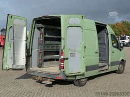 MERCEDES-BENZ 316 CDI Sprinter 4x2, Klima, Bott-Regale, AHK