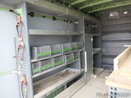MERCEDES-BENZ 316 CDI Sprinter 4x2, Klima, Bott-Regale, AHK