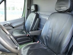 MERCEDES-BENZ 316 CDI Sprinter 4x2, Klima, Bott-Regale, AHK