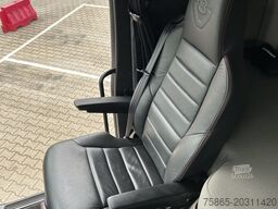 Scania S 520 V8 Highline / Retarder / 920 dkm / 2 Tank...