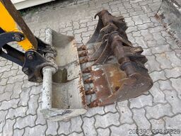 BOBCAT E26 / 2016 BJ / 3 x Löffel