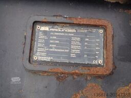 KUBOTA R085 SW + Klappschaufel + Gabeln