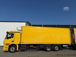 MERCEDES-BENZ 2540 LL 6x2/4 Kühlkoffer 8.2m LBW 2,5t  Carrier