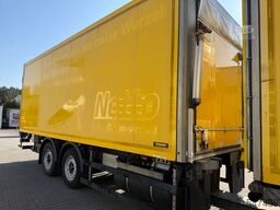 MERCEDES-BENZ 2540 LL 6x2/4 Kühlkoffer 8.2m LBW 2,5t  Carrier