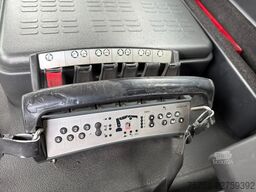 Iveco Trakker 360 2 Zijdige kipper 4x4 HIAB Kraan NL ...