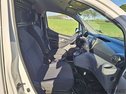 NISSAN E-NV200 L1 NAP 200KM WLTP