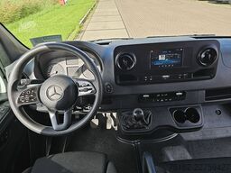 MERCEDES-BENZ SPRINTER 317 Bakwagen Laadklep!