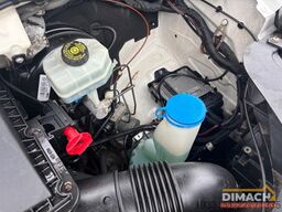 VW CRAFTER Euro 5 - 5 cil 2.5 L diesel - glaswagen...