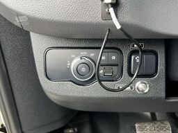 MERCEDES-BENZ Sprinter 519 KRANKENWAGEN AUTOMATIK KLIMA LED
