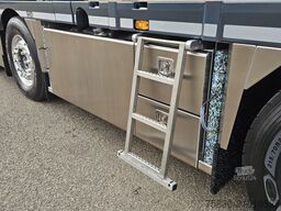 Scania R590 V8 / 8x2 / HMF 9520 + JIB + LIER / TREKKER...