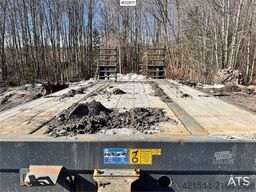 NC machinery trailer with manual loading ramps