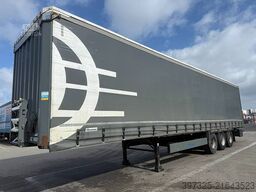 Krone Curtainsider / Planenauflieger / Gardin