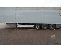 Kraker 3 AXLE WALKING FLOOR 90m3