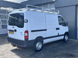 Nissan Interstar 2.5dCi Imperiaal Trekhaak 2000kg trek...