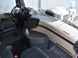 MERCEDES-BENZ Actros 1842 L E6 Koffer AHK LBW Top Zustand