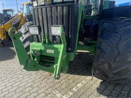 John Deere 8100