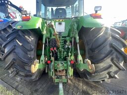 John Deere 8100