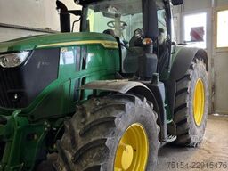 John Deere 6R 230