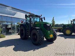 John Deere 6R 230