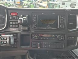 SCANIA S580 A6x2NA Highgline tractor unit/ 3 pc
