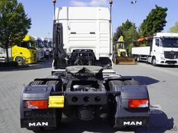 MAN TGX 18.470 4x4H tractor unit
