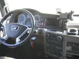 MAN TGX 18.470 4x4H tractor unit