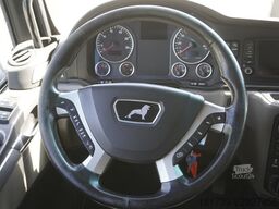 MAN TGX 18.470 4x4H tractor unit
