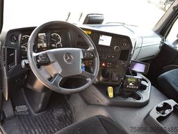 MERCEDES-BENZ Antos 2543 6x2 E6 Tiefkühl LBW Carrier