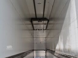 MERCEDES-BENZ Antos 2543 6x2 E6 Tiefkühl LBW Carrier