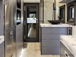 ELI-Truck FMX 500 Bespoke Expedition Residence
