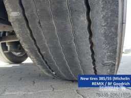 Schmitz Cargobull Curtainsider Mega