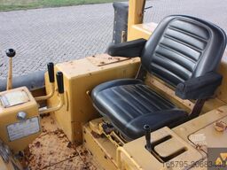 Caterpillar D6E Pipe carrier