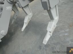 Komatsu GD555-5 Ex-army