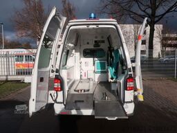 VW T5 Transporter Hochdach lang/KTW/Klima/FN: A29