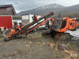 Tamrock 500 drilling rig w/ full set of new drill rods and