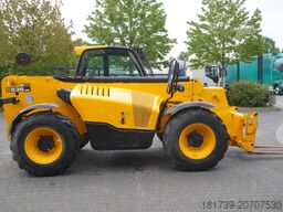 JCB 535-95 / 3.5 T / range 9.5 m / joystick