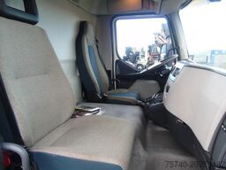 Volvo FL 12.250 + EURO 6 + LIFT
