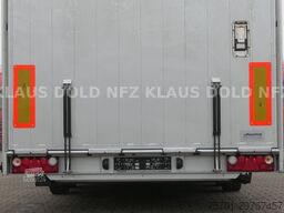  Moetefindt  Autotransporter mit Planenaufbau