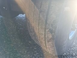 PAVIC Holzauflieger mit Schemel und Rungen