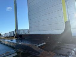 PAVIC Holzauflieger mit Schemel und Rungen