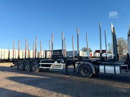 PAVIC Holzauflieger mit Schemel und Rungen