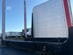 PAVIC Holzauflieger mit Schemel und Rungen