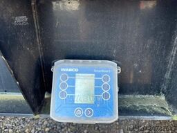 PAVIC Holzauflieger mit Schemel und Rungen