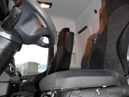 MERCEDES-BENZ 2551 6x2 LL Lenkachse PTO/Nebenantrieb Nr.: 930