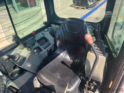Bobcat E25