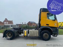 Mercedes-Benz Arocs 2048